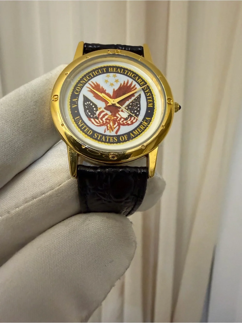 Vintage Image Watches VA Connecticut Healthcare System Quartz Watch 34.4mm